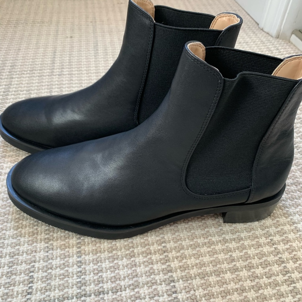 Saks Fifth Avenue Black Chelsea Leather Boots